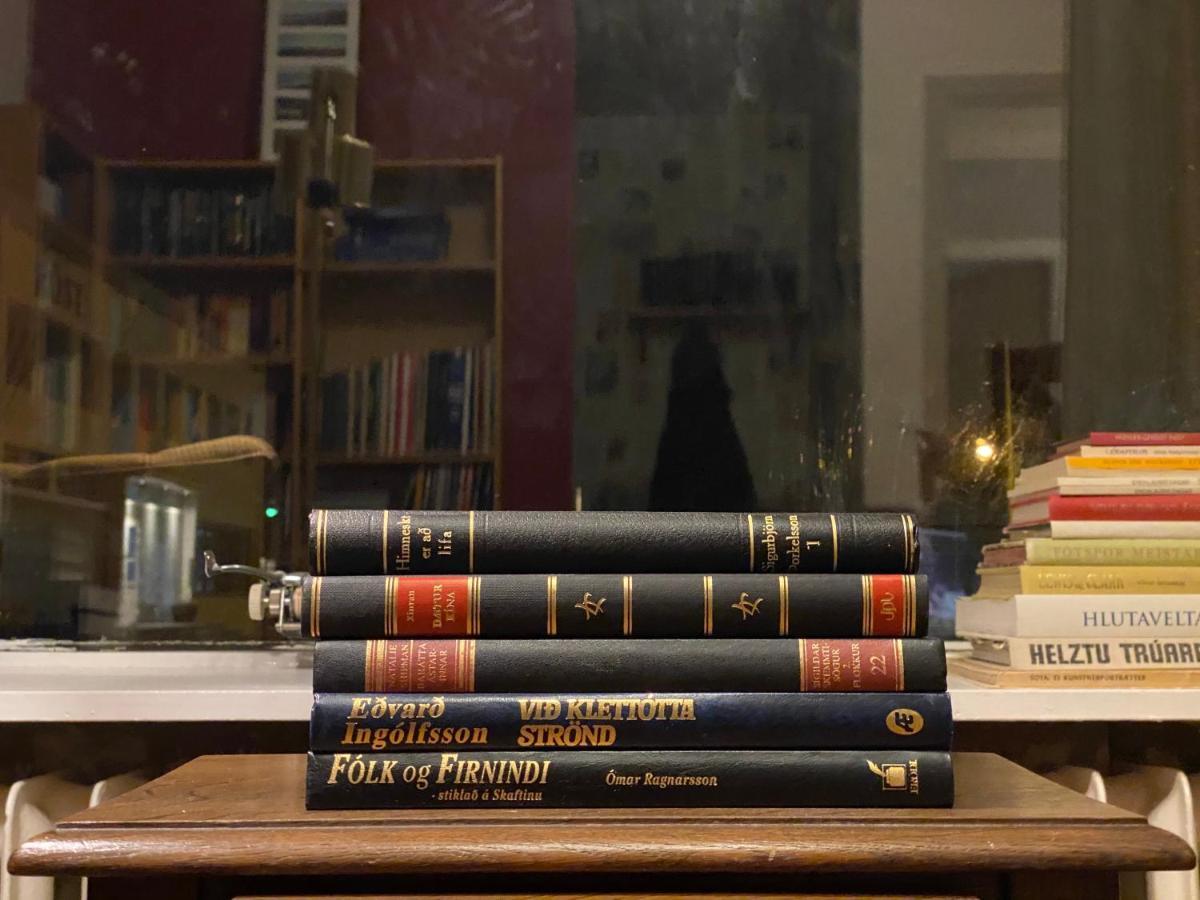 The Bookstore Family Apartment Hellissandur Eksteriør billede
